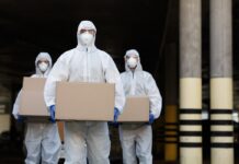 Jak pandemia i zamykanie gospodarki wpływają na nasze zdrowie psychiczne? sprzątanie po zgonach