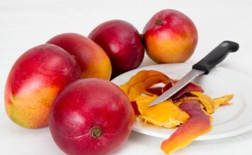 Ile pestek ma mango?